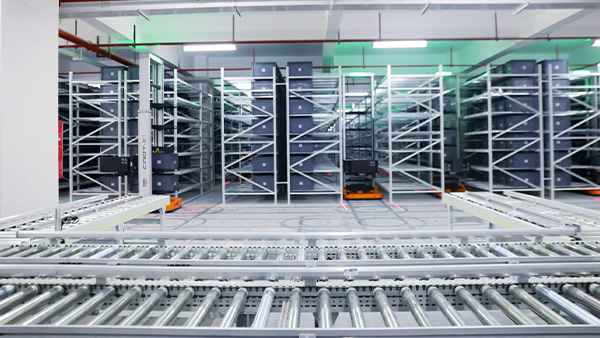 Multi-layer material box robot AGV