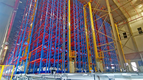 Standard pallet stacker crane
