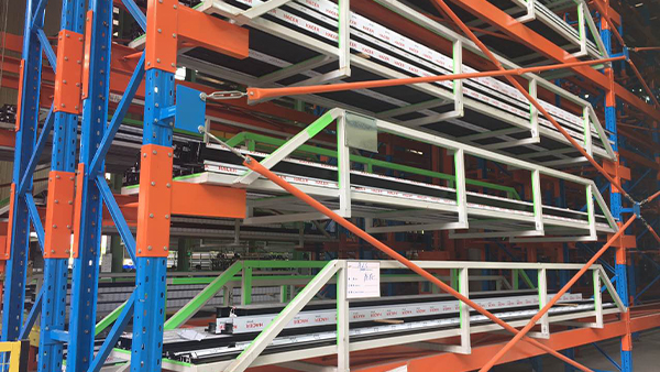 Guanguang brand stacker crane