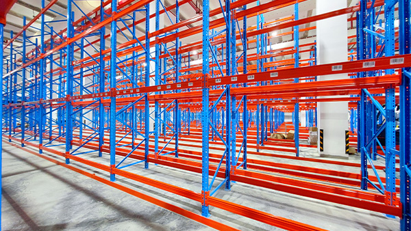 VNA warehouse - narrow alleyway elevated warehouse