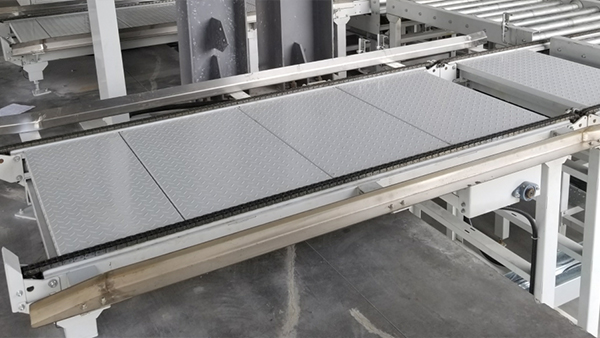 Chain plate conveyor line